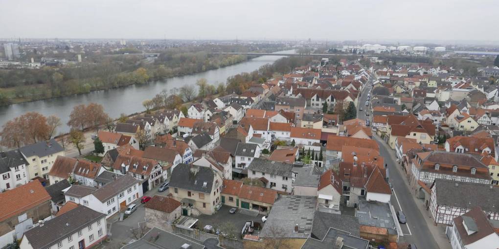 Wo ist die Grenze des Wachstums? Für die Stadt Flörsheim hat die CDU diese Frage mit der Zahl von maximal 25 000 Einwohner bis zum Jahr 2050 beantwortet. Foto: Jens Etzelsberger